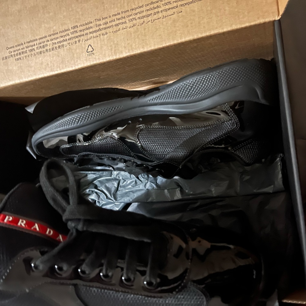 Men Prada sneakers - Picture 2 of 3